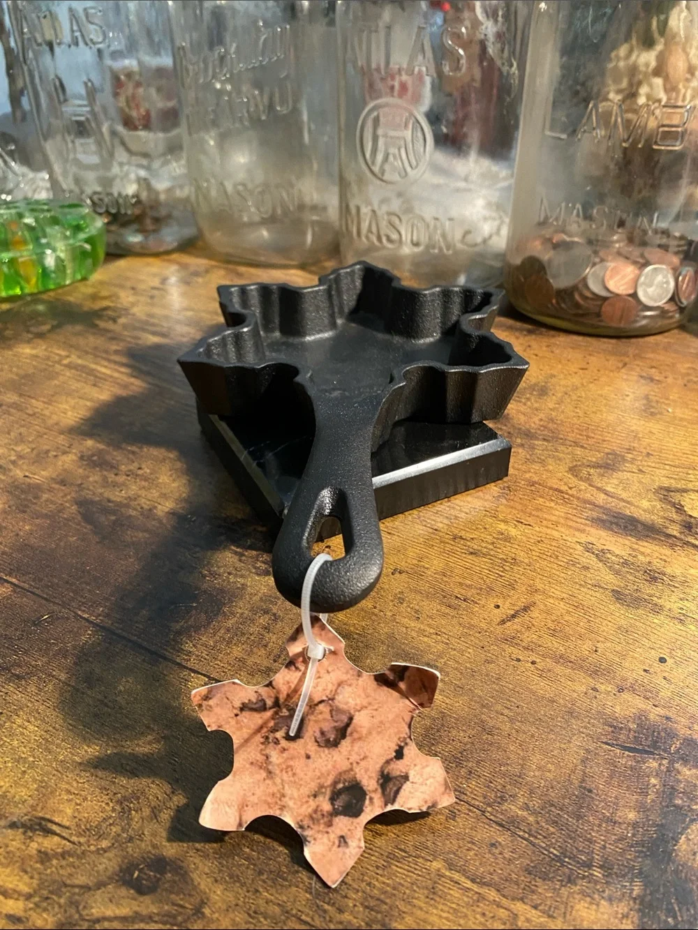 Cast Iron Christmas cookie Snowflake Skillet - Black